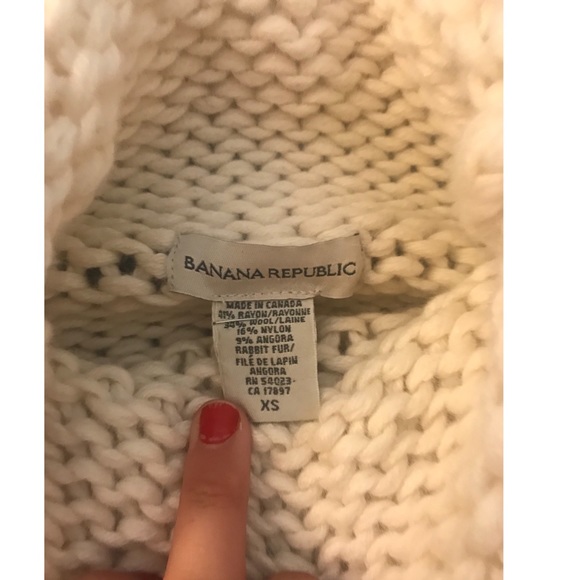 Banana Republic sweater - Picture 2 of 2